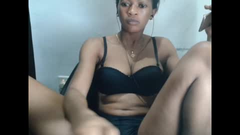 Snapshot of sugarxpussy chatting on April 21, 2026, 10:12 pm sugarxpussy online show from April 21, 2026, 10:12 pm