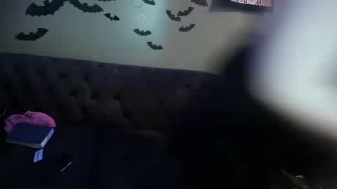 Sugary online show from March 4, 2025, 3:33 am