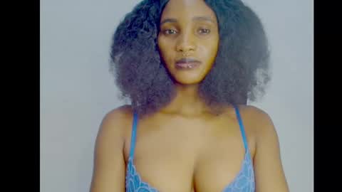 Ivy online show from October 18, 2025, 10:10 pm