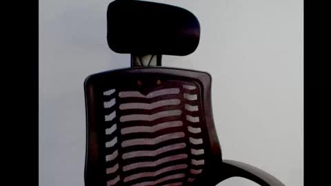 Ivy online show from October 31, 2025, 9:32 am