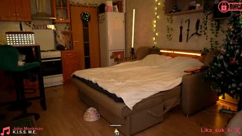 Lika ginger  Jessy blond   online show from January 10, 2025, 1:10 am