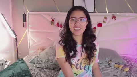 SUKI online show from December 14, 2025, 1:05 pm