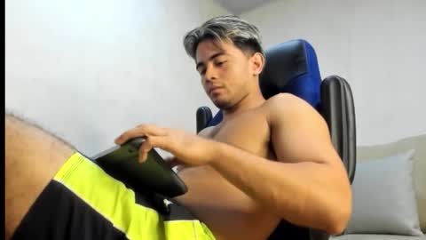 sukuna_hara online show from October 14, 2025, 3:29 am