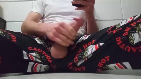 Snapshot of sultansgirls chatting on March 3, 2025, 7:17 pm The Sultan online show from March 3, 2025, 7:17 pm