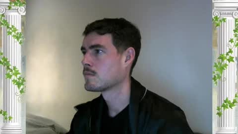 Snapshot of sultansgirls chatting on October 7, 2025, 9:23 pm The Sultan online show from October 7, 2025, 9:23 pm