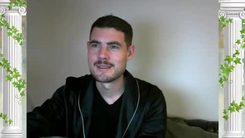 Snapshot of sultansgirls chatting on October 11, 2025, 9:57 pm The Sultan online show from October 11, 2025, 9:57 pm