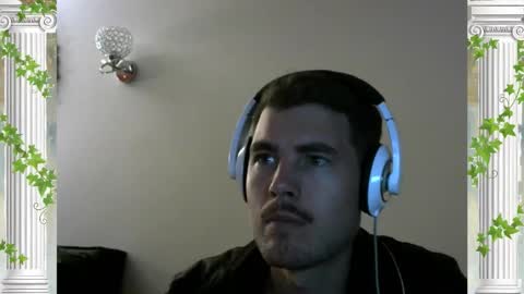 Snapshot of sultansgirls chatting on November 7, 2025, 2:44 am The Sultan online show from November 7, 2025, 2:44 am