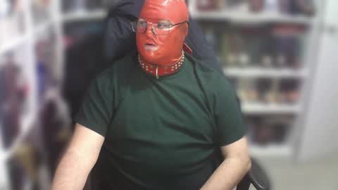 Sumisolatex online show from February 21, 2025, 6:15 pm