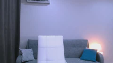 Christina online show from October 17, 2025, 11:46 am