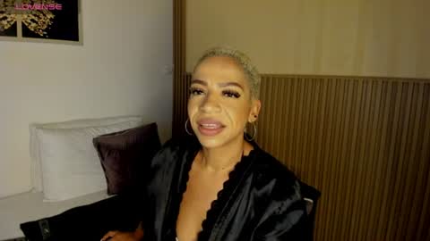 Snapshot of summer_night_ chatting on July 20, 2026, 5:48 pm Summer online show from July 20, 2026, 5:48 pm