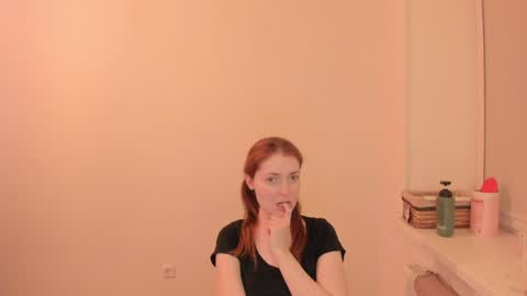 Summer Preston online show from April 11, 2026, 7:18 pm