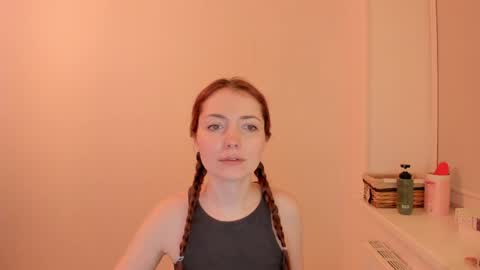 Summer Preston online show from April 15, 2026, 11:27 pm