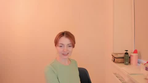 Snapshot of summer_preston chatting on April 28, 2026, 4:23 pm Summer Preston online show from April 28, 2026, 4:23 pm