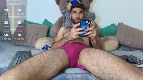 Snapshot of summer_romance chatting on September 12, 2025, 4:07 pm Andres-tattoos Derek Hairy online show from September 12, 2025, 4:07 pm