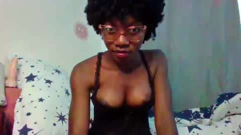 Snapshot of summerbuddy chatting on December 6, 2024, 5:09 am summerbuddy online show from December 6, 2024, 5:09 am