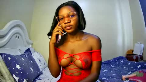 Snapshot of summerbuddy chatting on February 5, 2025, 4:59 am summerbuddy online show from February 5, 2025, 4:59 am