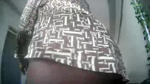 Snapshot of summerbuddy chatting on November 7, 2025, 1:44 pm summerbuddy online show from November 7, 2025, 1:44 pm