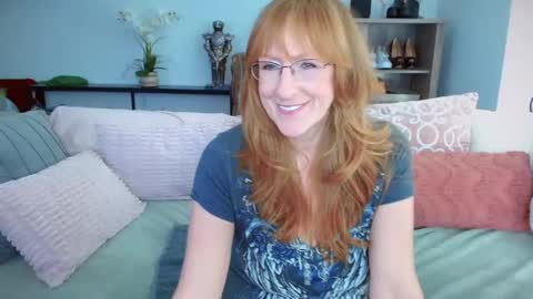 SummerKnightzzz online show from February 24, 2025, 2:04 pm