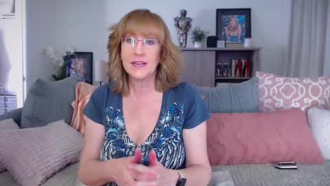 SummerKnightzzz online show from March 15, 2026, 12:11 pm