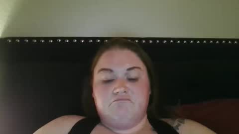 summerwaterfall online show from May 25, 2026, 3:56 am