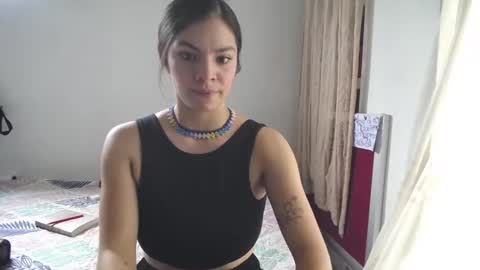 moon1 online show from October 27, 2025, 8:02 pm