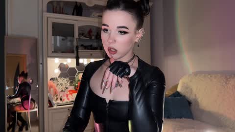 Miss Nelly online show from December 19, 2024, 12:34 am