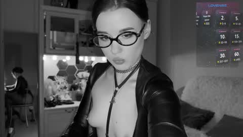 Miss Nelly online show from February 24, 2025, 11:30 pm