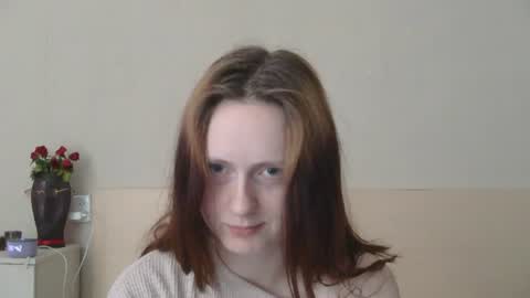 Snapshot of sun_sparkle chatting on June 15, 2026, 5:42 am Olivia online show from June 15, 2026, 5:42 am