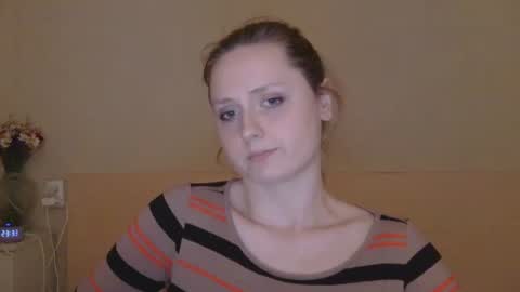 Snapshot of sun_sparkle chatting on June 20, 2026, 8:33 pm Olivia online show from June 20, 2026, 8:33 pm