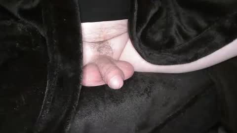 s online show from October 25, 2025, 3:40 pm