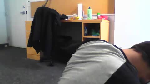 Sundoog online show from February 3, 2026, 4:12 pm