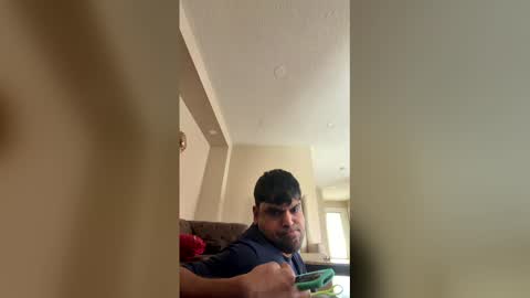 Sundoog online show from May 3, 2026, 6:47 pm