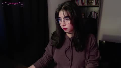  violetta  online show from April 7, 2026, 9:26 pm