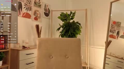 Kiki online show from September 17, 2025, 1:07 am