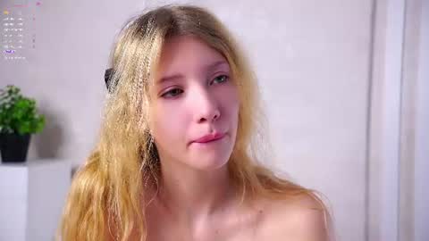 Snapshot of sunnmoonn chatting on June 28, 2026, 2:34 pm Lily online show from June 28, 2026, 2:34 pm