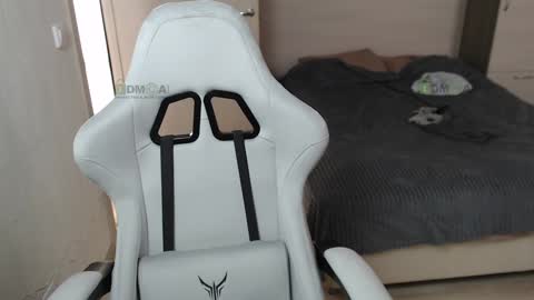 Alice and Sergey online show from February 5, 2025, 9:25 am