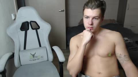 Alice and Sergey online show from February 18, 2025, 4:59 pm