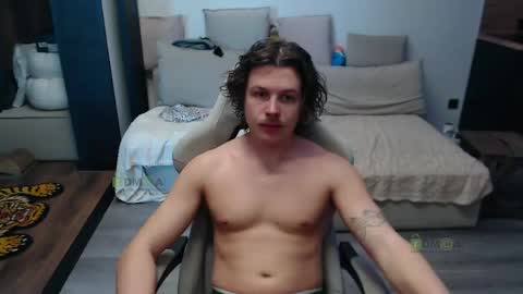 Alice and Sergey online show from April 17, 2026, 10:29 am