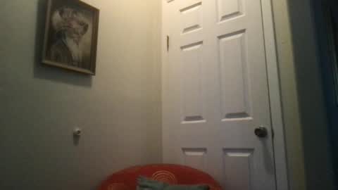 Sunny Clementine online show from September 30, 2025, 4:23 pm