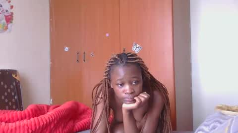 Snapshot of sunny_kitty25 chatting on June 26, 2026, 9:35 am Sunny kitty25 online show from June 26, 2026, 9:35 am