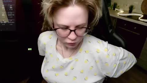 Snapshot of sunny_mood chatting on May 24, 2026, 6:29 am sunny mood online show from May 24, 2026, 6:29 am
