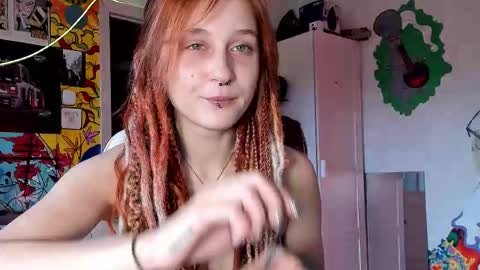 Sunny online show from October 3, 2025, 1:19 pm