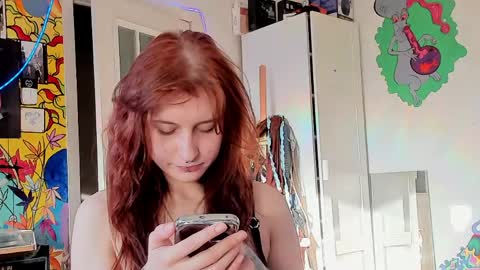 Snapshot of sunny_mouse chatting on May 19, 2026, 4:24 pm Sunny online show from May 19, 2026, 4:24 pm