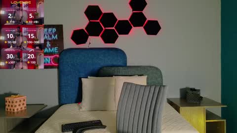 Sunny River online show from April 21, 2026, 12:11 pm