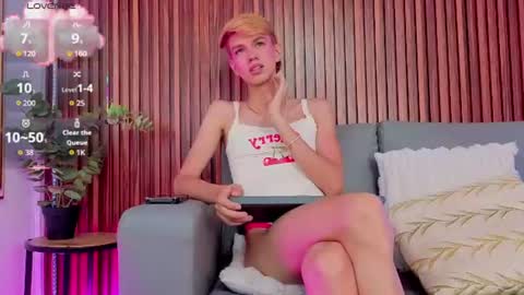 SUNNY online show from July 22, 2026, 3:53 am