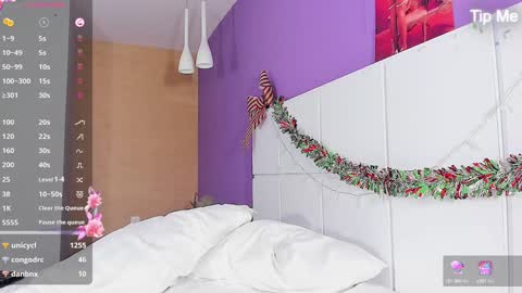      online show from February 3, 2025, 3:06 pm