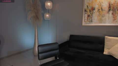 Sunny Rivers online show from March 6, 2025, 12:21 am