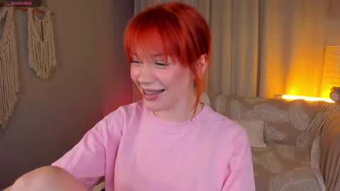 sunrisee_ online show from April 25, 2026, 4:59 pm