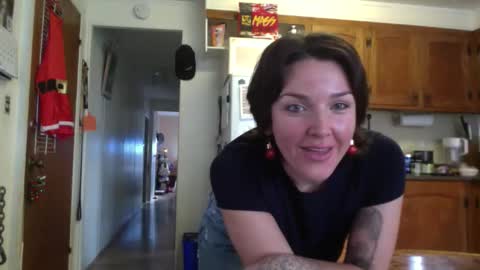 Sunset  online show from December 15, 2025, 9:30 pm