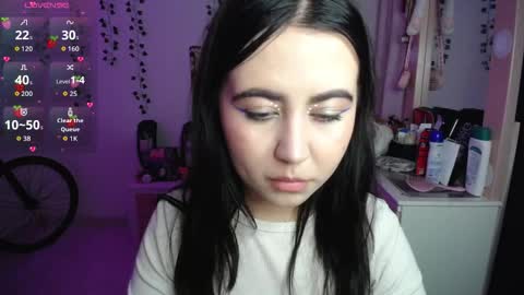 Sunset online show from December 1, 2025, 5:12 am